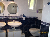bathroom3